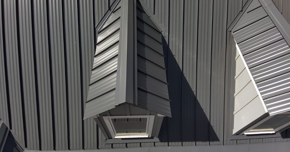 Meridian Hills Metal Roof: Signs It Needs a Look